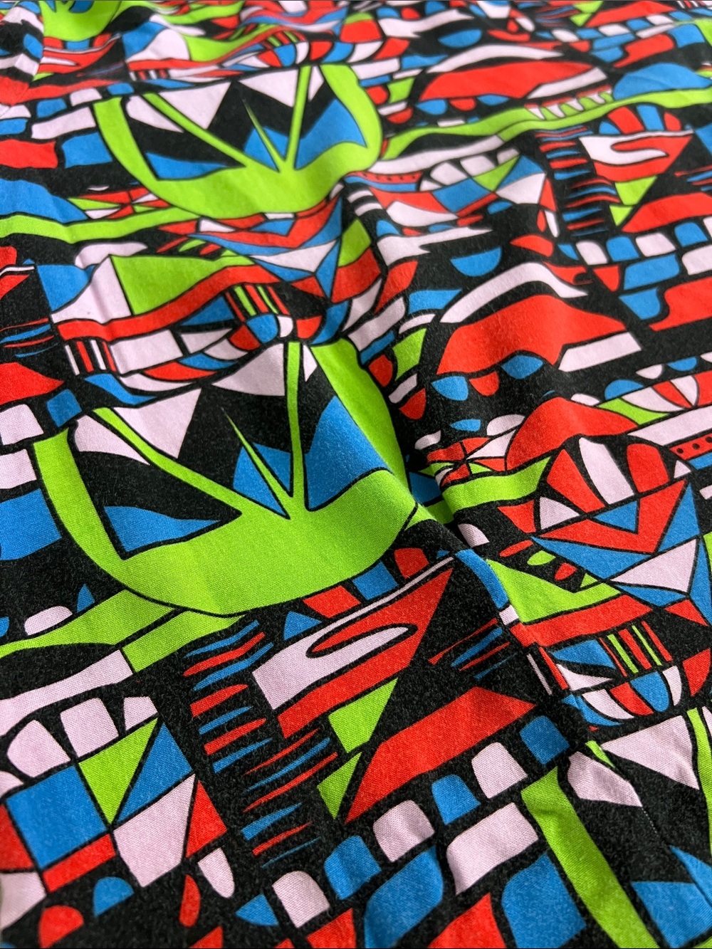 Nooworks Multi-Color Geometric Short Sleeve Shirt USA Made Keyhole Back Large - Picture 3 of 6
